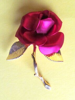 Large satin red rose brooch Gold tone